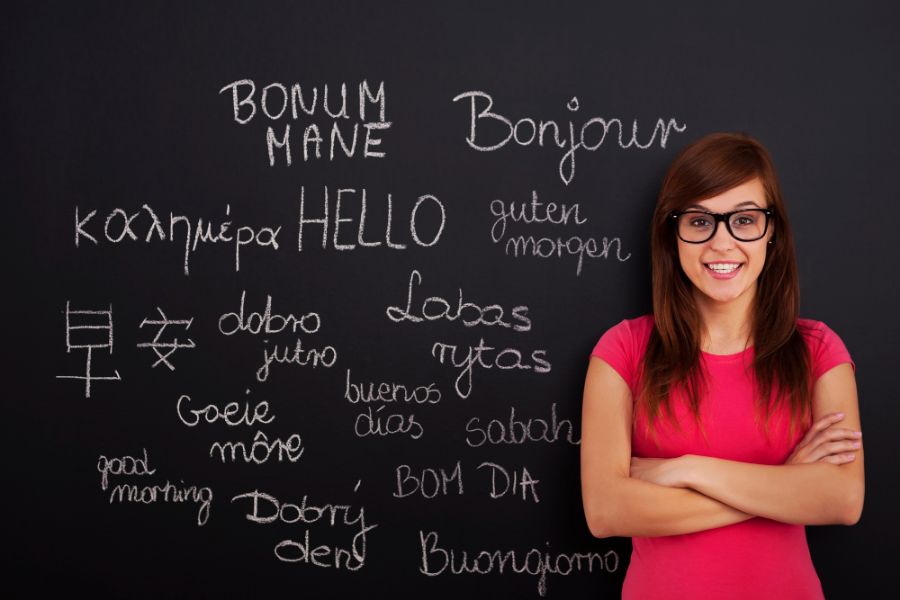 20-words-pronounced-differently-in-french-and-english-but-spelled